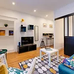 Le Paquier 23 - Charming Apartment In The Heart Of The Old Town 150M Fr