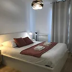 Le Clos St Michel - Centre, Balcon, Parking