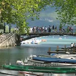 La Roseraie - Apartment 100M From Lake Annecy