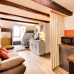 Le Cocooning - Small Studio Of 20 Square Meter In The Heart Of Annecy