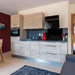 Caucase Annecy Rent Lodge