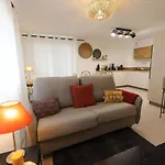La Jolie Vue - garage et balcon à deux pas du centre