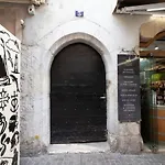 Escale Annecienne Furnished Flat