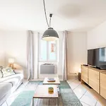 Apartment Classified 3 Stars Located In The Heart Of The Old Town