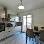 Furnished Apartment For 4 People In The City Center