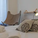 Apartment With Balcony In The City Center