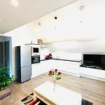 Le Red Loft à 5min du centre-ville avec parking privatif gratuit
