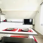 Le Red Loft à 5min du centre-ville avec parking privatif gratuit