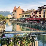 3 Bedroom - Heart Of Annecy - No Wifi