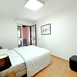 3 Bedroom - Heart Of Annecy - No Wifi
