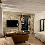 La Loge De Pierre Au Coeur De La Vieille Ville D Annecy