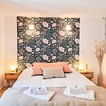 Majord\'Home Spa 4*-L\'Elegance-Balneo Vieille Ville