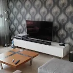 Appartement Lumineux De 90 M2 Situe En Centre Ville