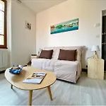 Coup de Coeur au pied du château - Joli studio idéalement placé