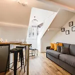 Le Saphir - Nice Studio In The City Center With Air Conditioning
