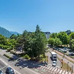 Cozy Apartment With Balcony Near Lake Annecy And The Beaches
