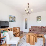 Cozy Apartment With Balcony Near Lake Annecy And The Beaches