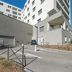 Charming Apartment With Balcony And Parking Near The Center Of Annecy