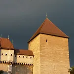 Appartement Dans La Vieille Ville, En Face Du Chateau