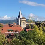 Appartement Dans La Vieille Ville, En Face Du Chateau