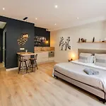 Charming Studio In The Heart Of The Pedestrian Area