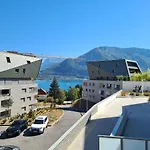 Aux Premieres Loges - Vue Lac