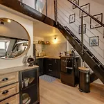 Le Double G- T2 Avec Mezzanine Idealement Place