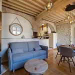 Le Balcon Perriere I - Charming Apartment With Direct View Of The Thiou