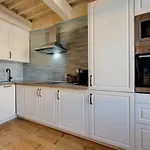 Le Balcon Perriere II - Charming Apartment With Direct View Of The Thiou