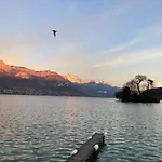 Gite Urbain Au 2Bis - Annecy