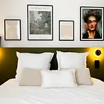 Mona Lisa 2 Velos Et Jacuzzi