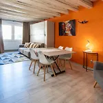 Fitz Roy Annecy Rent Lodge