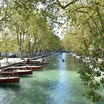 Annapurna Annecy Rent Lodge