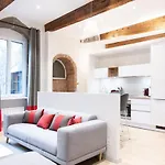 Annecy Rent Lodge, Altaï
