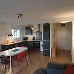 62 M2 Rez De Jardin, Terrasse , 6 Lits Et Parking