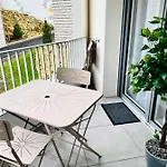 Le Quartz Tresum In A Modern Residence Near The Lake Garage Included
