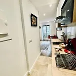 Ben Nevis Charming Studio In The Heart Of The Lively Life Of The Pre Carre