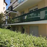 62 M2 Rez De Jardin, Terrasse , 6 Lits Et Parking