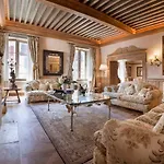 Annecy Historical Center - 165 Square Meter - 3 Bedrooms & 3 Bathrooms