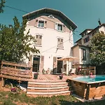 Le Serenite - T3 En Maison De Ville Avec Piscine