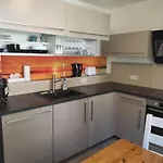 Appartement 3 Chambres 6 Personnes A 2 Pas De La Vieille Ville Avec Parking Prive