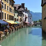Appartement Le Chambery Plein Coeur De Ville