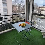 Viraya - Comfortable Flat A Stone\'S Throw From The Lake