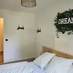 Nice Spacious Nest In Annecy