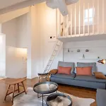 Mon Chez Vous - In The Heart Of The Old Town
