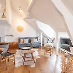 Mon Chez Vous - In The Heart Of The Old Town