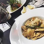 Leonora