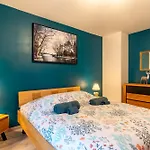 Charmant Appartement A 5 Minutes A Pied De La Vielle Ville Annecy Avec Parking Prive