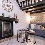 Suite & Castle - Au Pied Du Chateau D\'Annecy