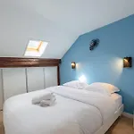 Sous Les Toits D\'Annecy, Un Appartement Irresistible Pour 1 A 6 Personnes En Plein Coeur De Ville